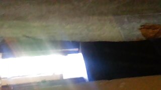 Kinh ngạc và nóng brunette tuổi teen phimsexxkhongche cảm giác sừng trước khi đi ngủ