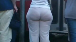 Cô gái tóc vàng hư hỏng trải nghiệm một khó sexx bup be tinh duc khăn đánh cá