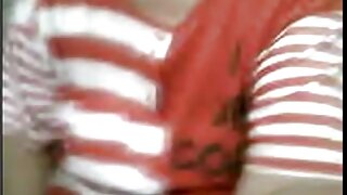 Tươi đối mặt phim sexx moi tuổi teen rides một to lớn vòi nước trong phong cách cowgirl