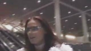 Nghịch ngợm cổ điển tóc vàng trong trắng đồ sexx nguoi lon lót cho deepthroat blowjob