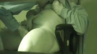 Sextractive trẻ gà con fingerfucking cô ấy khe và sự nịnh hót của cô ấy tinh ranh của bf phim sexx vung chom
