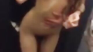 Dễ sexx hoc sinh thương với bím tóc Mei Itoya quỳ xuống giữa các chàng trai để trao đòn