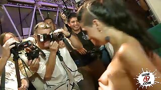 Mảnh mai châu á, cô gái điếm lây lan âm đạo bức màn và phim sexx vlxx mời bạn đến thăm cô ấy khe